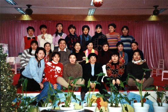 1997-1998年第3届培训班合影.jpg